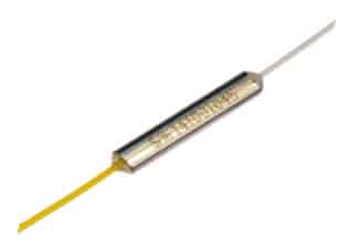 Broad Spectral Fiber-Fiber Direct Coupling Attenuators